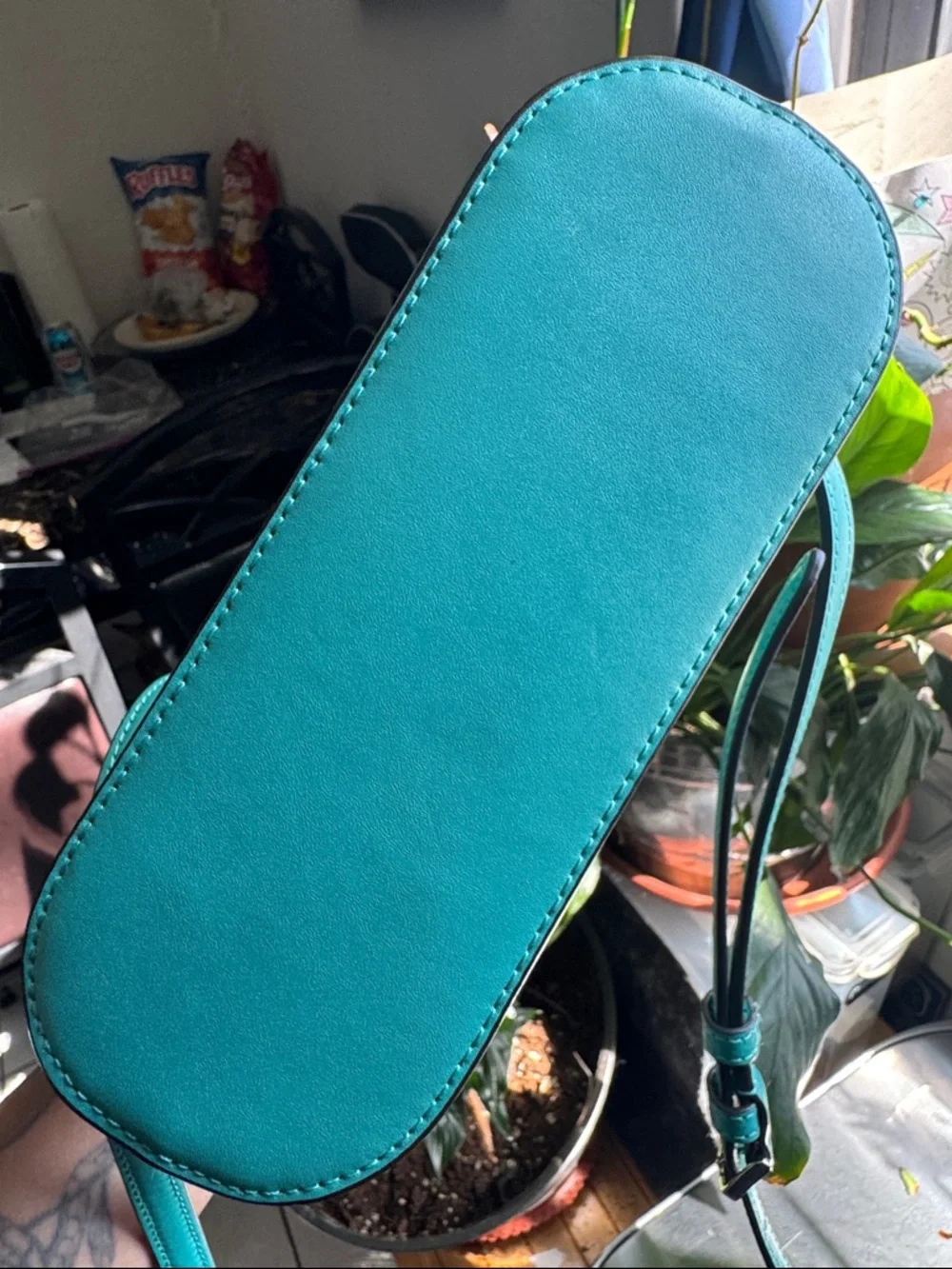 kate spade Kali small Dome crossbody bag - Picture 9 of 16